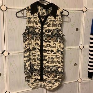 Mossimo multicolored button down/high-low blouse